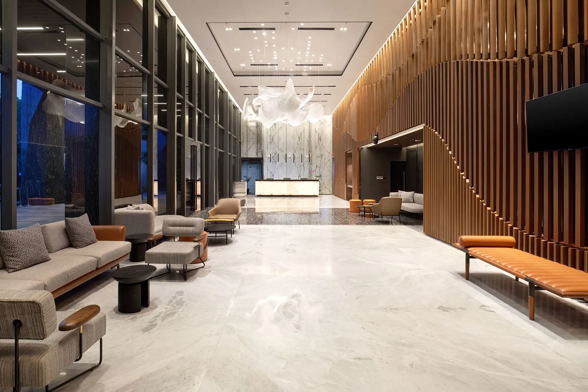 Grand Candi Hotel